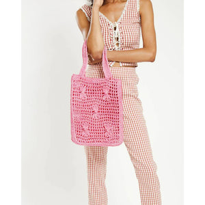 maria-la-rosa-Del-Deserto-Bag-Pink-model