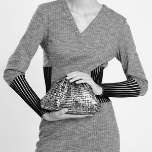 Maria_La_rosa_mini_game_bag_cipria_modeled