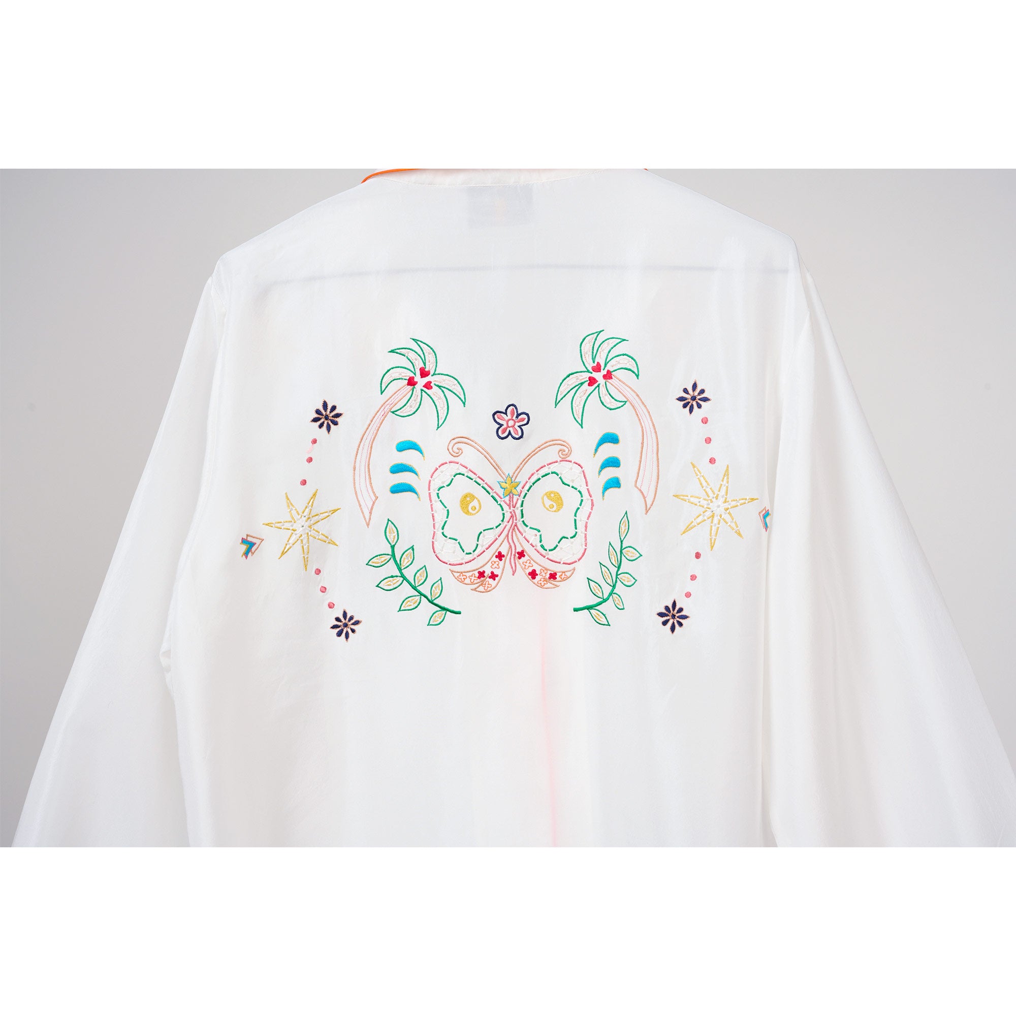 Monoki_pajama_white_set_embroidery_detail