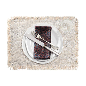 fringed-placemat-silver-with-place-setting